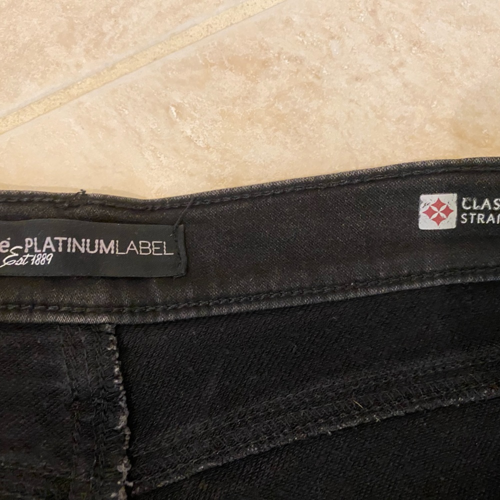 Lee Platinumlabel Classic Fit Straight Leg Women’s Jeans. Sz 6 short.